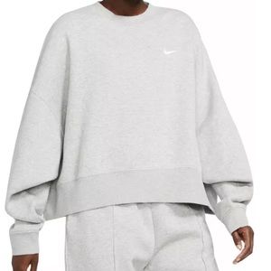 Nike Sportswear Women's Essentials Fleece Cropped Crew